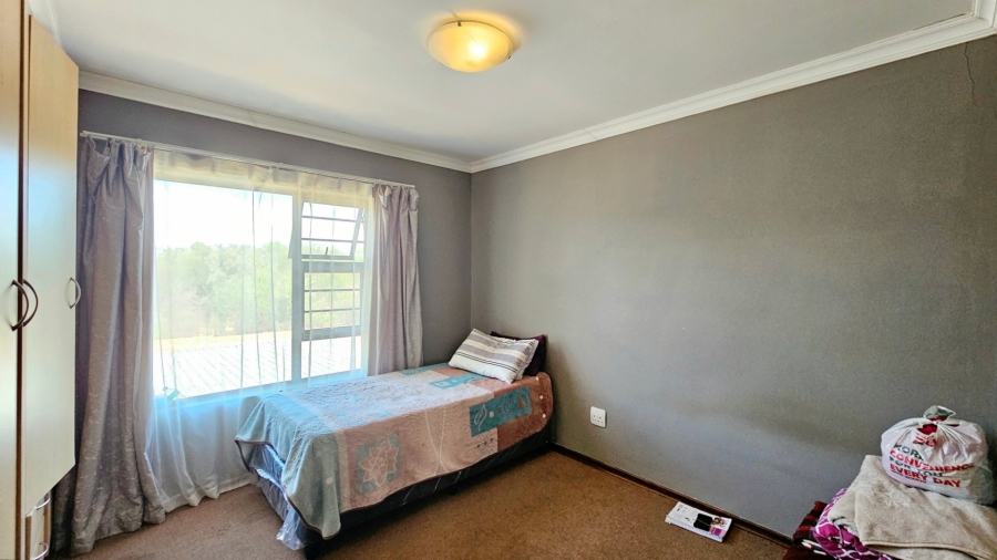 2 Bedroom Property for Sale in Vredenhof Sh Free State